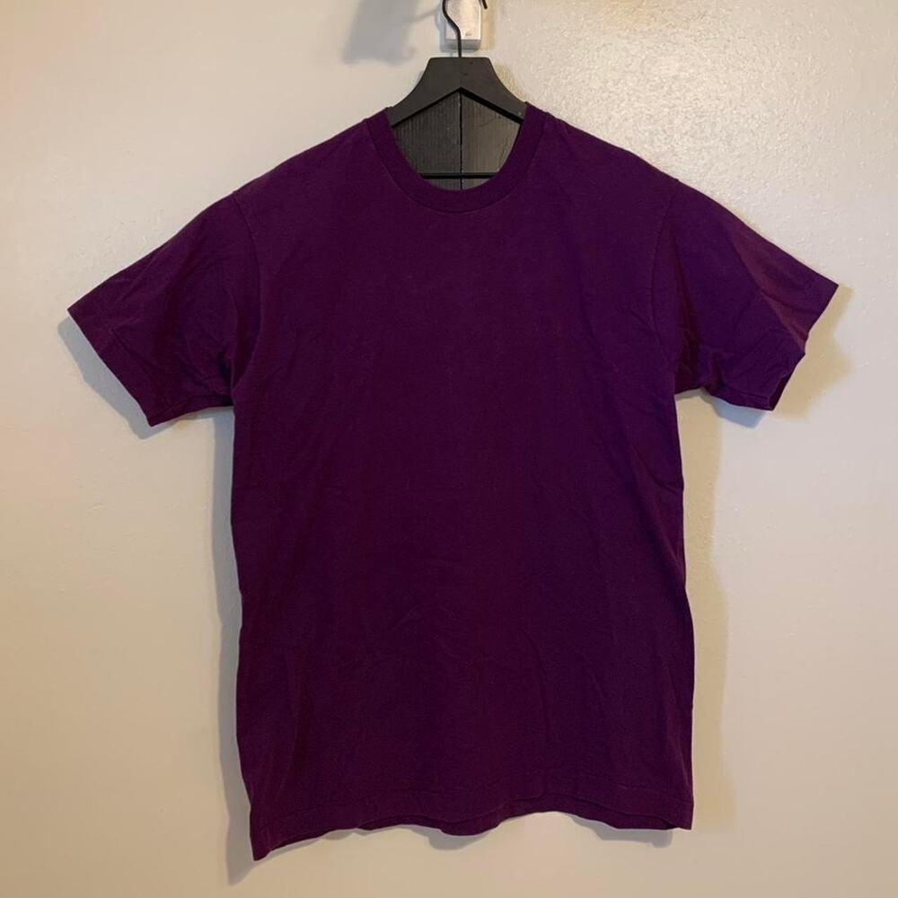 Vintage 90s Purple t-shirt